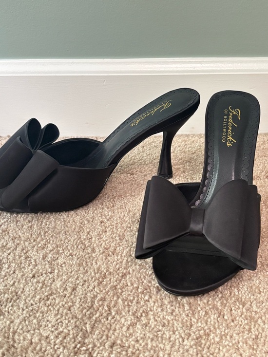 Frederick's of Hollywood Shoes - Frederick’s of Hollywood Black Bow Mule Heels